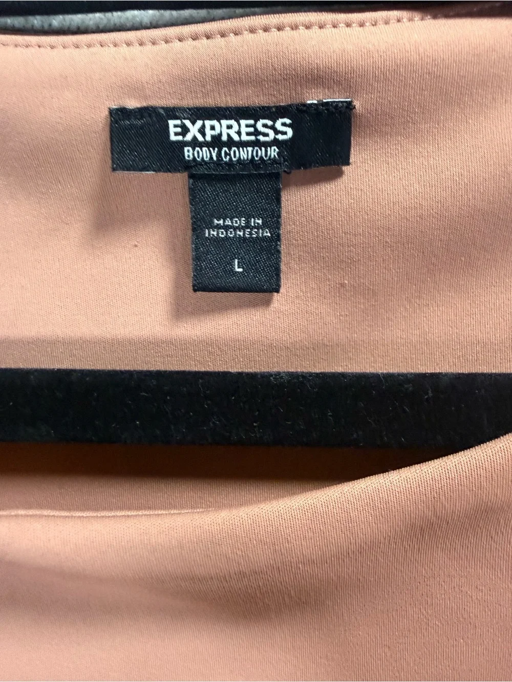 Express Body Contour Dusty Pink Stretch Crew Neck Short Sleeve Top Size L